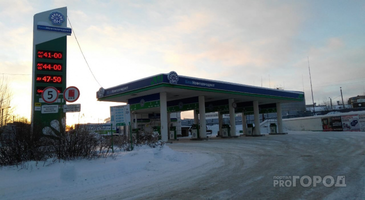 Цены на бензин в Кирове оказались самыми высокими среди городов ПФО