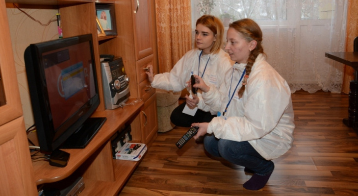 В Кировской области волонтеры помогают настраивать цифрове ТВ