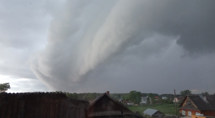 В Кировской области заметили необычные облака