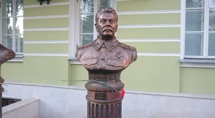 Жители Кировской области собрали деньги на установку еще одного памятника Сталину