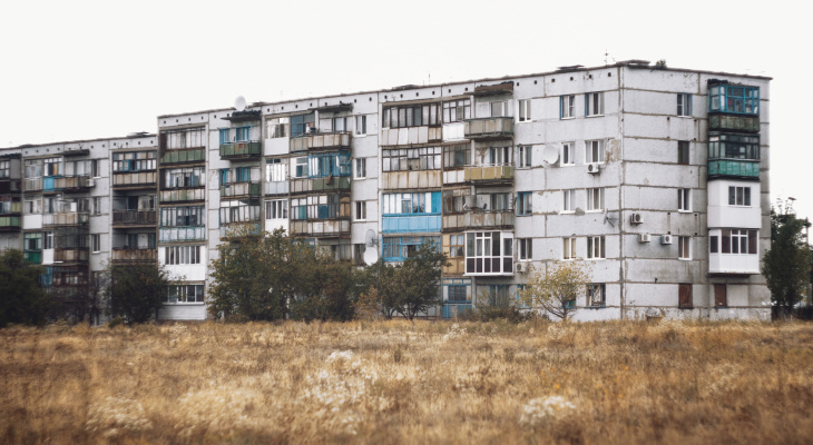 Квартира за 500 тысяч: в Кирове приставы распродают арестованное жилье