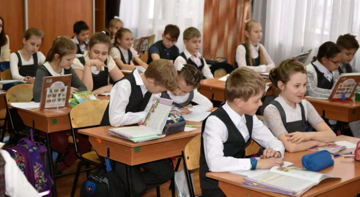 Российских школьников могут избавить от домашнего задания во время новогодних праздников