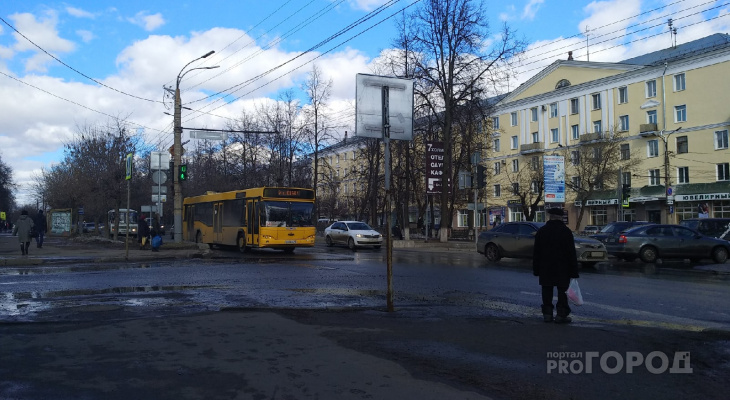 Игорь Васильев потребовал вернуть прежнее количество автобусов в Кирове