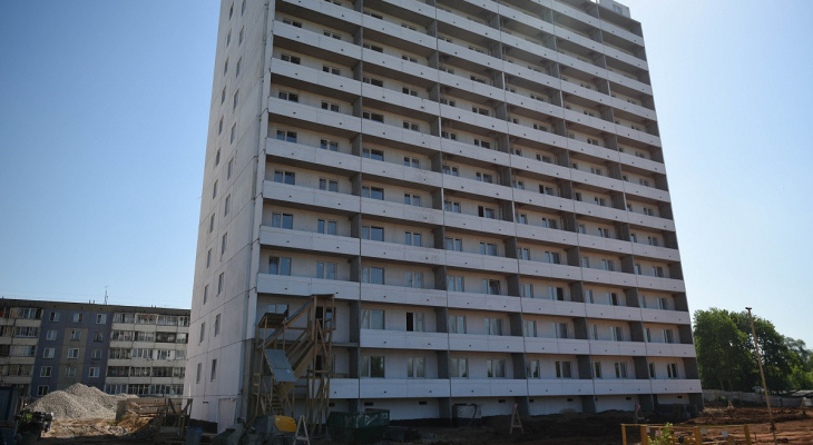 Для переселения граждан из аварийного жилья в Кирове строят две многоэтажки