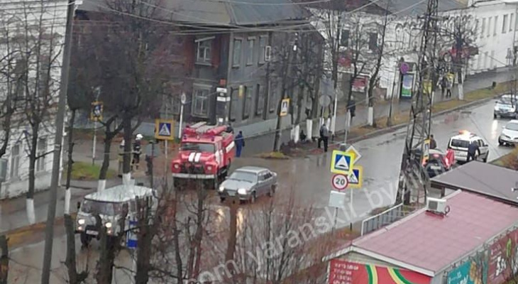 В Кировской области из-за сообщения о бомбе на несколько часов оцепили целый квартал