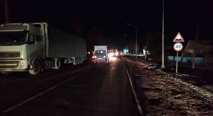 В Кировской области произошло ДТП: "Газель" сбила двух пешеходов