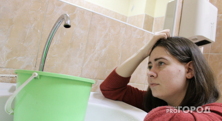 В десятках домов в Кирове отключат горячую воду 5 и 6 января