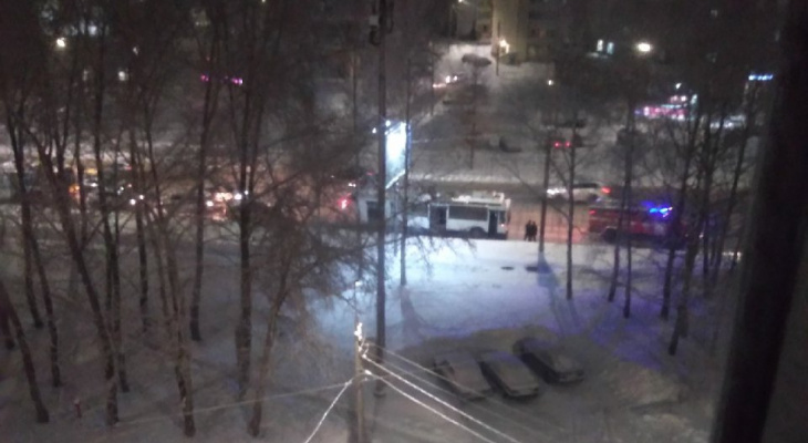 Соцсети: в Кирове во время движения загорелся троллейбус с пассажирами