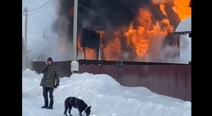 «Страшно, огонь охватил все здание»: очевидцы о пожаре в Слободском районе