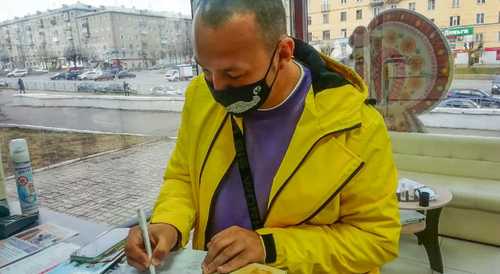 Объехавший 76 стран путешественник Паша Глобус провел бесплатную лекцию в Кирове
