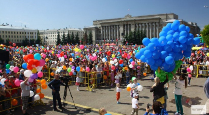 В Кирове разрешили праздновать День России с ограничениями