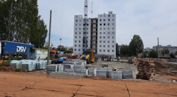 В Кирове построили 17-этажный дом для переселенцев из аварийного жилья