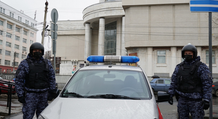 В Кирове за один день росгвардейцы задержали сразу двух человек с наркотиками