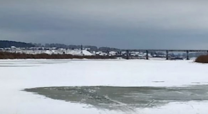 В Кировской области рыбак провалился под лед
