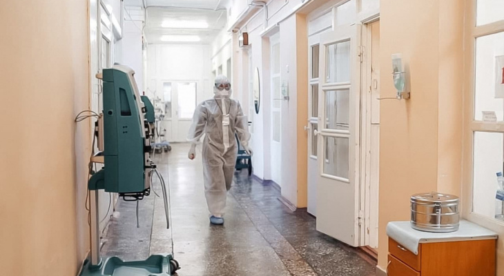 В Кировской области 35 пациентов с COVID-19 находятся в тяжелом состоянии