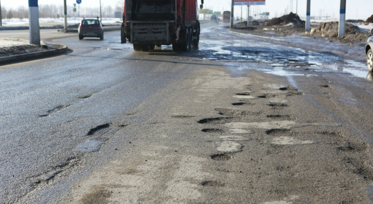 «Проблема решится»: губернатор Кировской области рассказал, что сельские дороги в приоритете