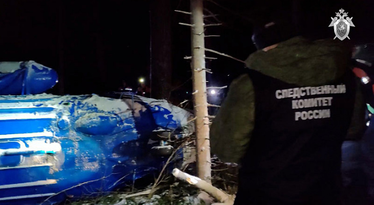 Появилось видео с места крушения вертолета: он разбился вблизи Кировской области