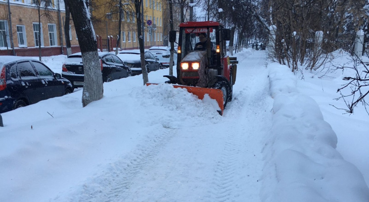 Кировских подрядчиков лишили двух миллионов рублей за некачественную уборку снега