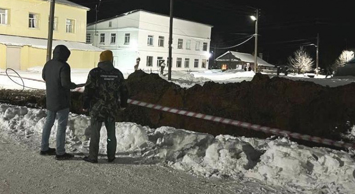 В Кировской области рабочий погиб под обвалившимся грунтом в траншее