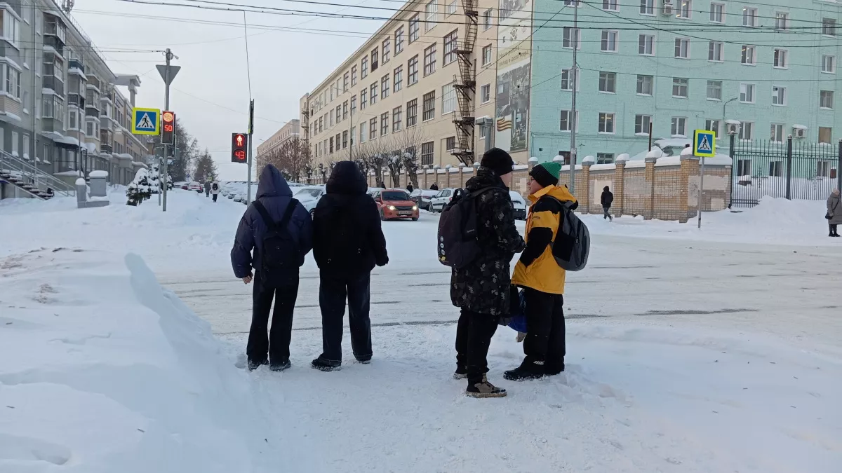 Штрафы на 16 миллионов рублей получили подрядчики в Кирове за плохую уборку улиц