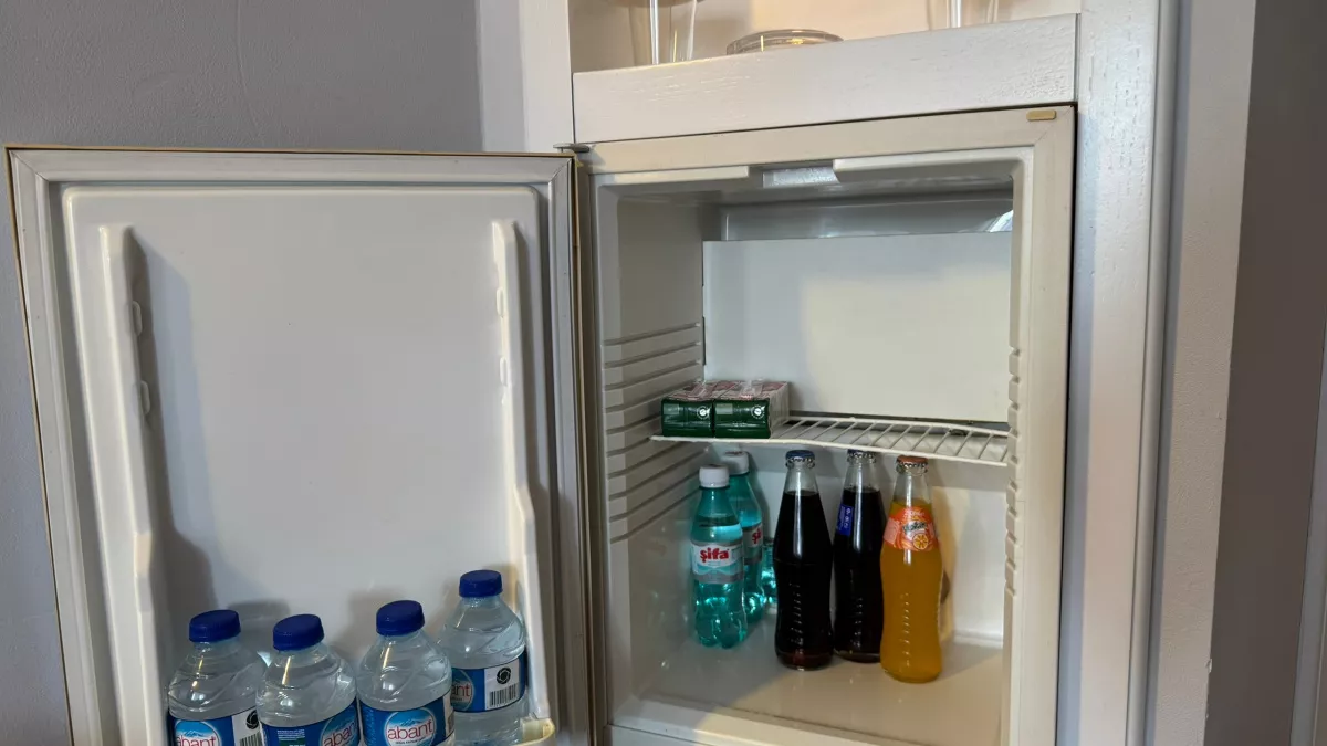 По совету бабушки ставлю стакан с содой в холодильник: простым способом решаю несколько проблем - не магия, а практичный совет