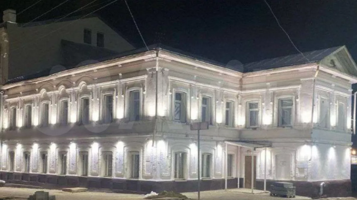 В историческом центре Кирова продается двухэтажное здание за 57 миллионов рублей