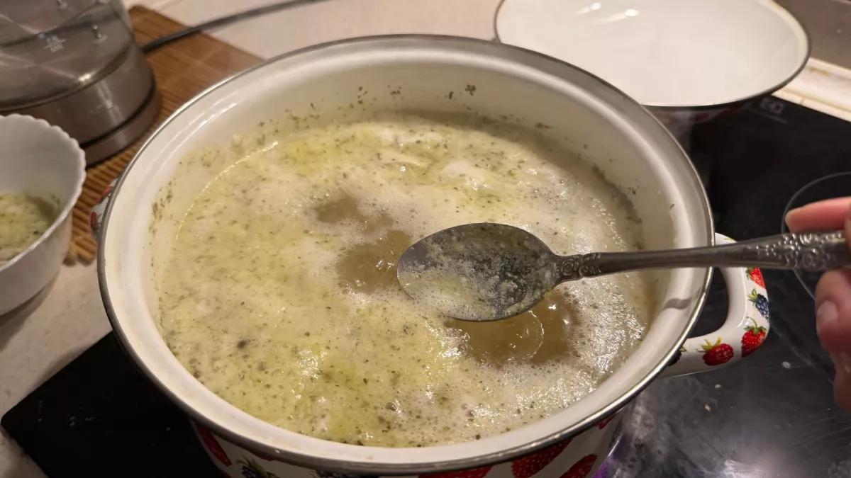 Забудьте о пенке при варке мяса: запомните 4 простых правила, чтобы она не появлялась, и не допускайте ошибок