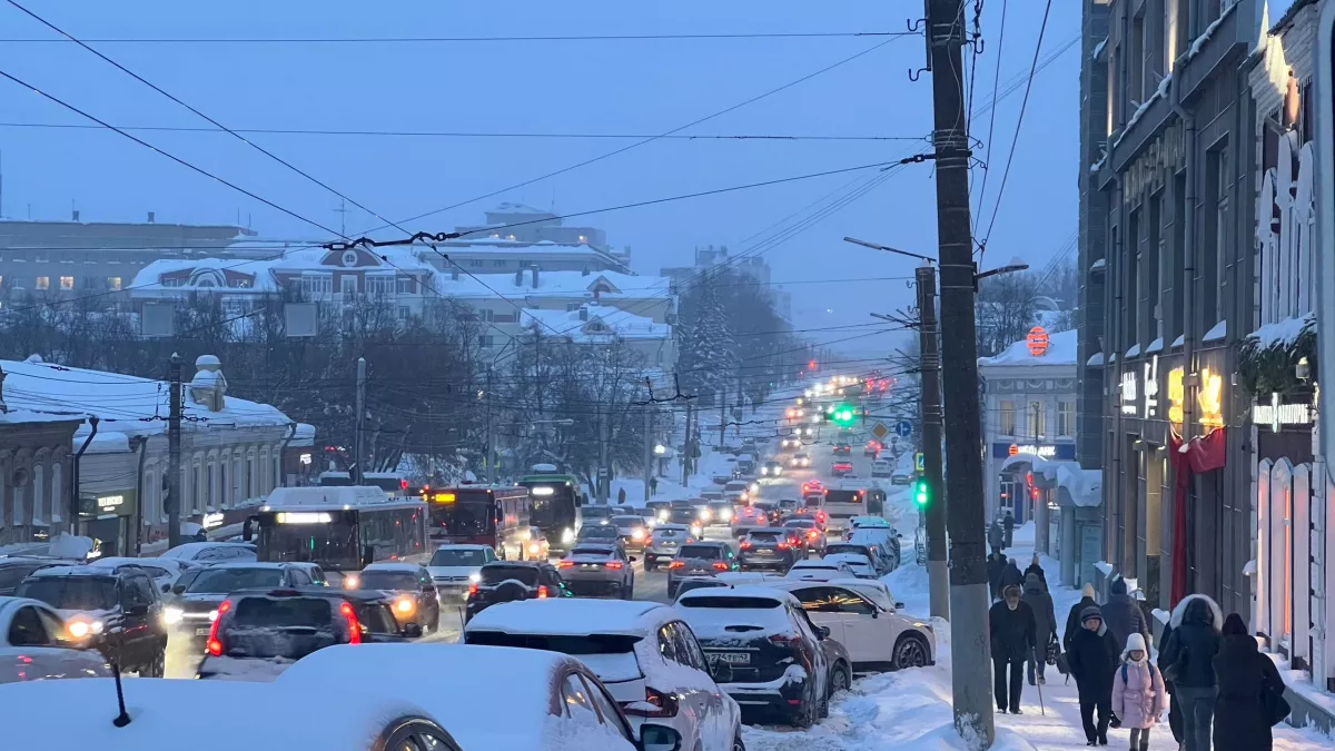 Стало известно, кто получает самые высокие средние зарплаты в России