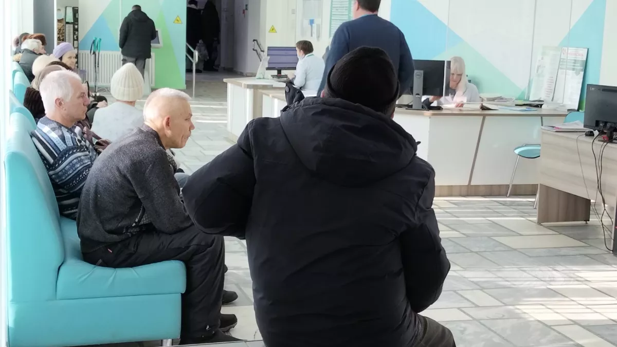 "Я только спросить": что ответить в поликлинике тем, кто лезет без очереди - остроумно и эффективно