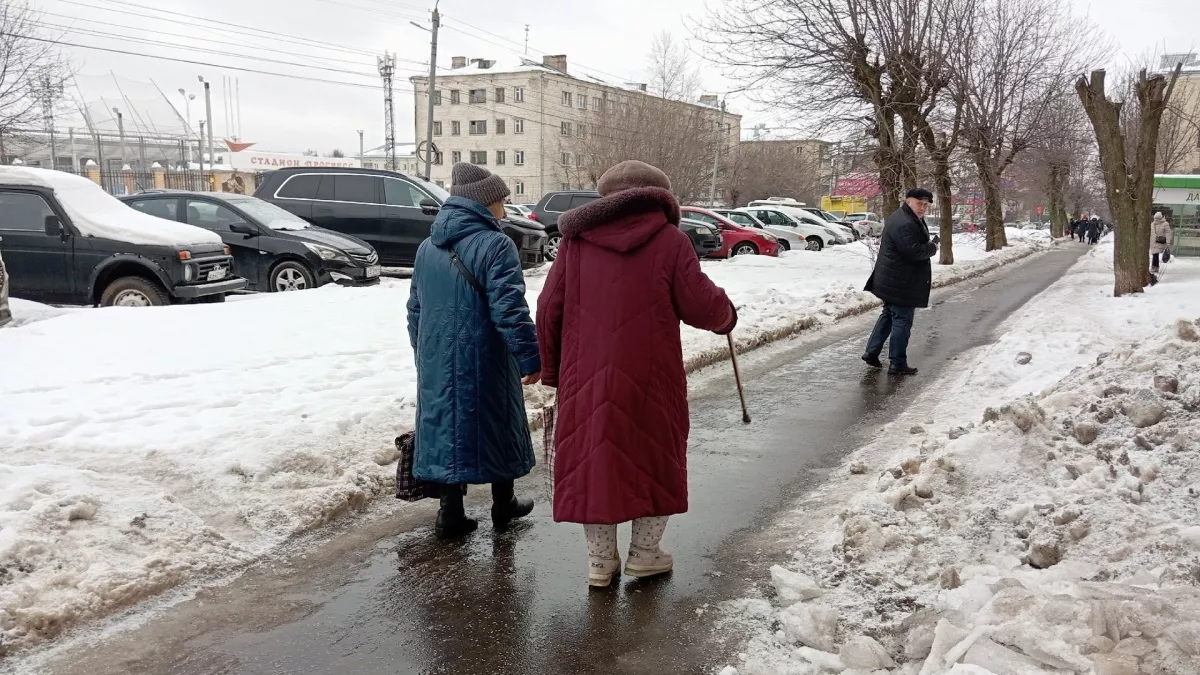 Что ни в коем случае нельзя отдавать детям и внукам. Должны знать все бабушки и дедушки