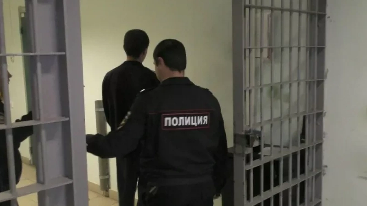 В Кирове полиция накрыла членов ОПГ, продающих оружие по всей стране