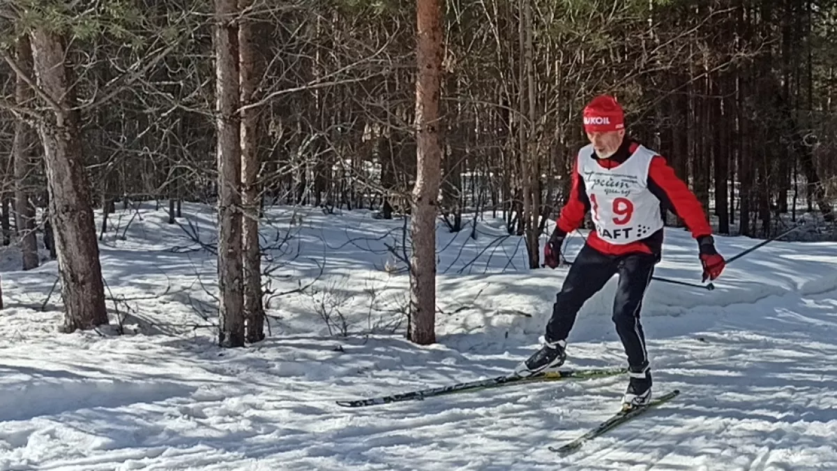 "Звание мастера спорта получил в 42 года": тренер с 50-летним стажем  открыл клуб для любителей физкультуры серебряного возраста