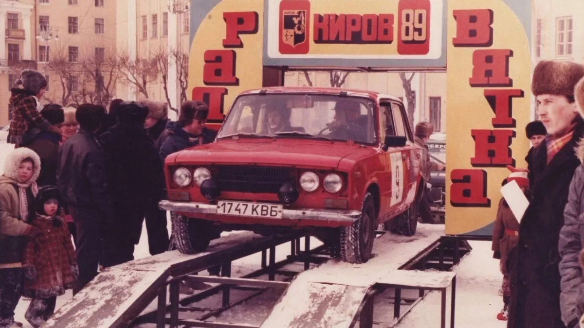 7 профессий, которые исчезли вместе с СССР. Нынешняя молодежь даже не понимает, что это такое