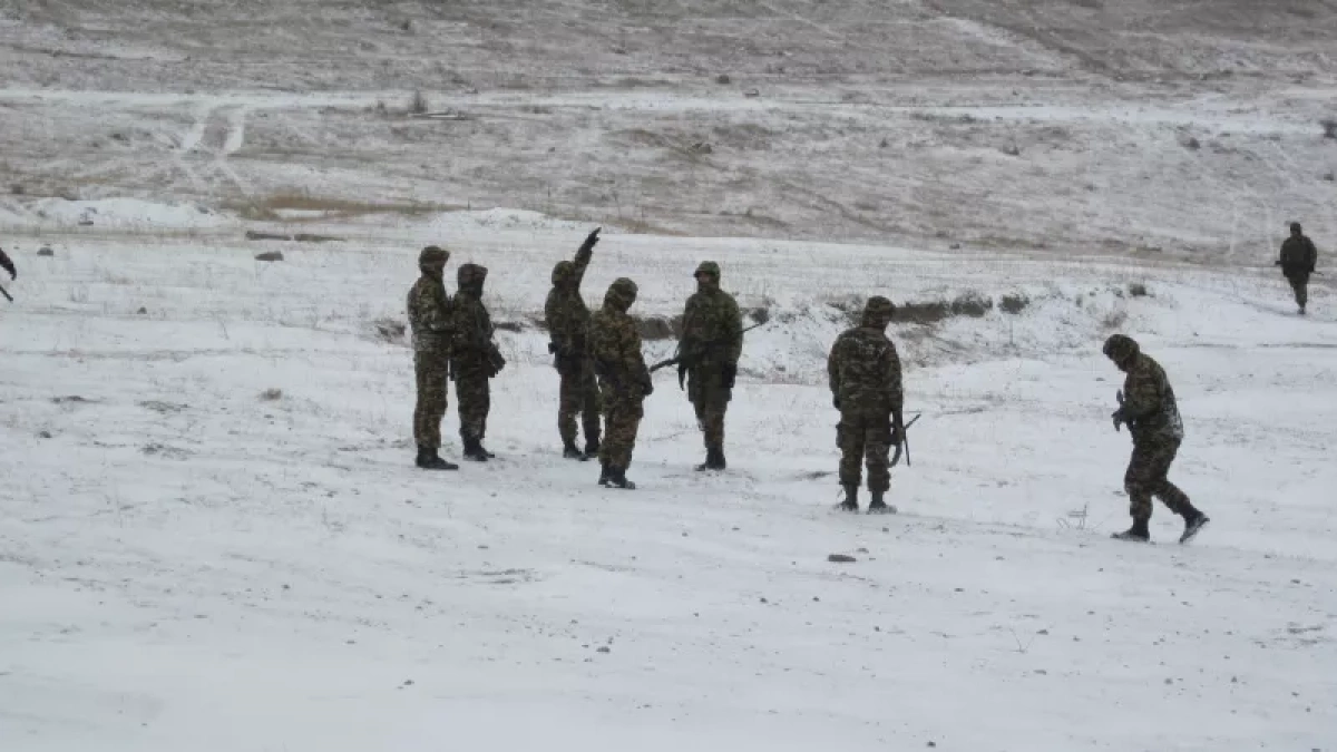 Павшего в зоне СВО бойца из Белохолуницкого района проводят в последний путь