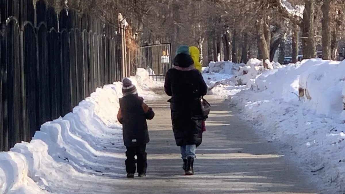 Стало известно, как в Кировской области будут повышать рождаемость до 2036 года