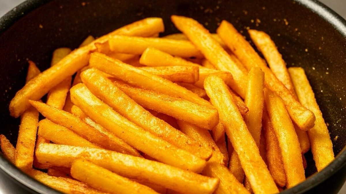 Всю жизнь готовили неправильно: 4 причины, почему картошка получается пареной, а не жареной