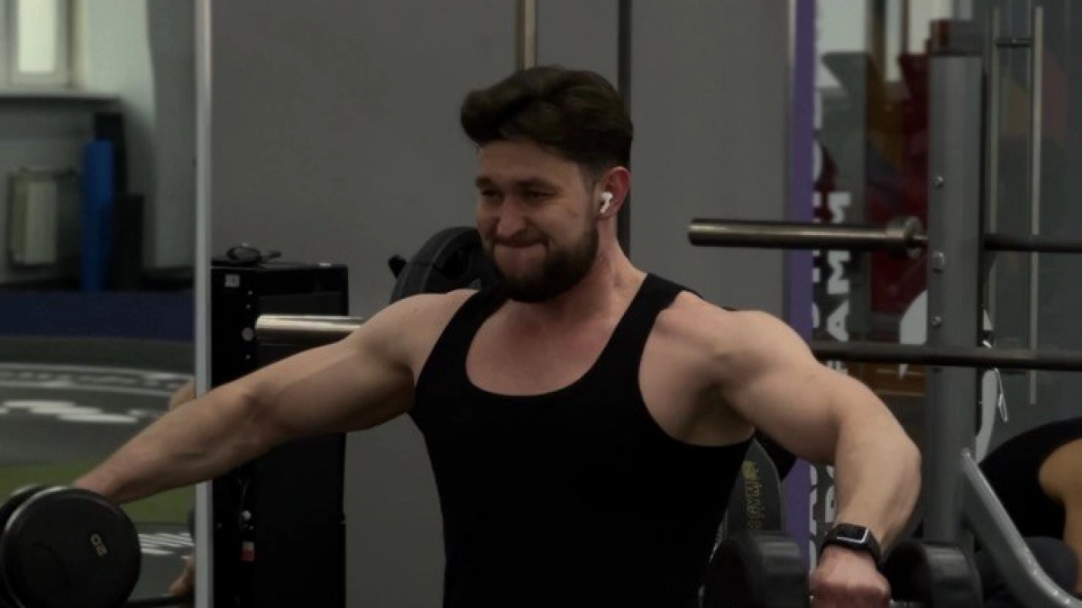 "У меня занимаются вместе бабушка и внучка": кировский тренер о "семейной" физкультуре