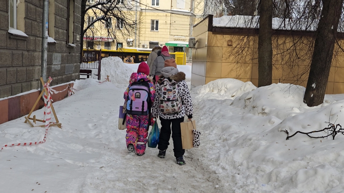 Число детей-сирот в Кировской области упало в два раза за пять лет