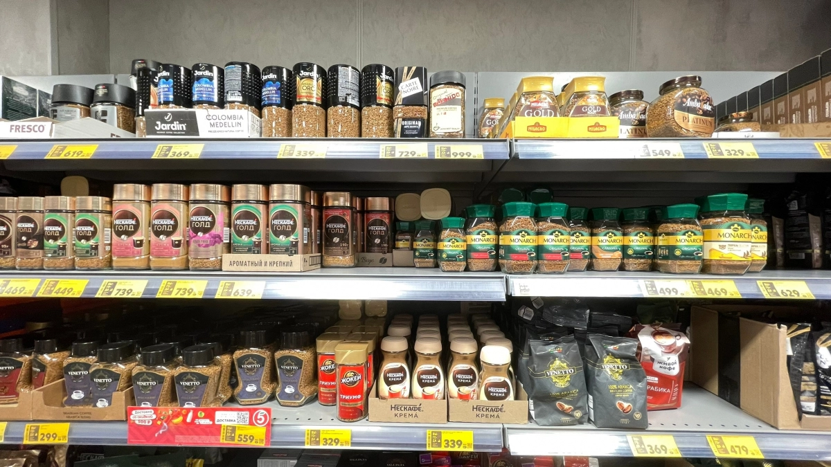 Эксперты Росконтроля высоко оценили 6 брендов растворимого кофе - сразу несите на кассу 3 банки