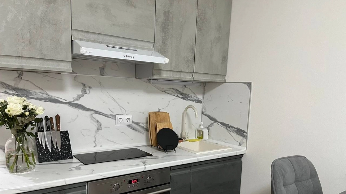 Почему умные хозяева больше не покупают традиционные вытяжки: три веские причины