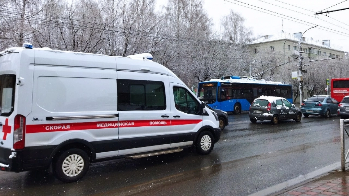 Детский лагерь выплатит 9-летнему кировчанину 300 тысяч рублей за сломанную руку