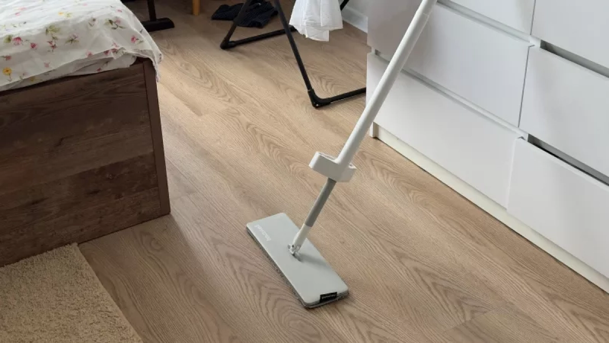 Соль в воду для мытья полов: лайфхак, который заметил каждый домочадец — делюсь результатом