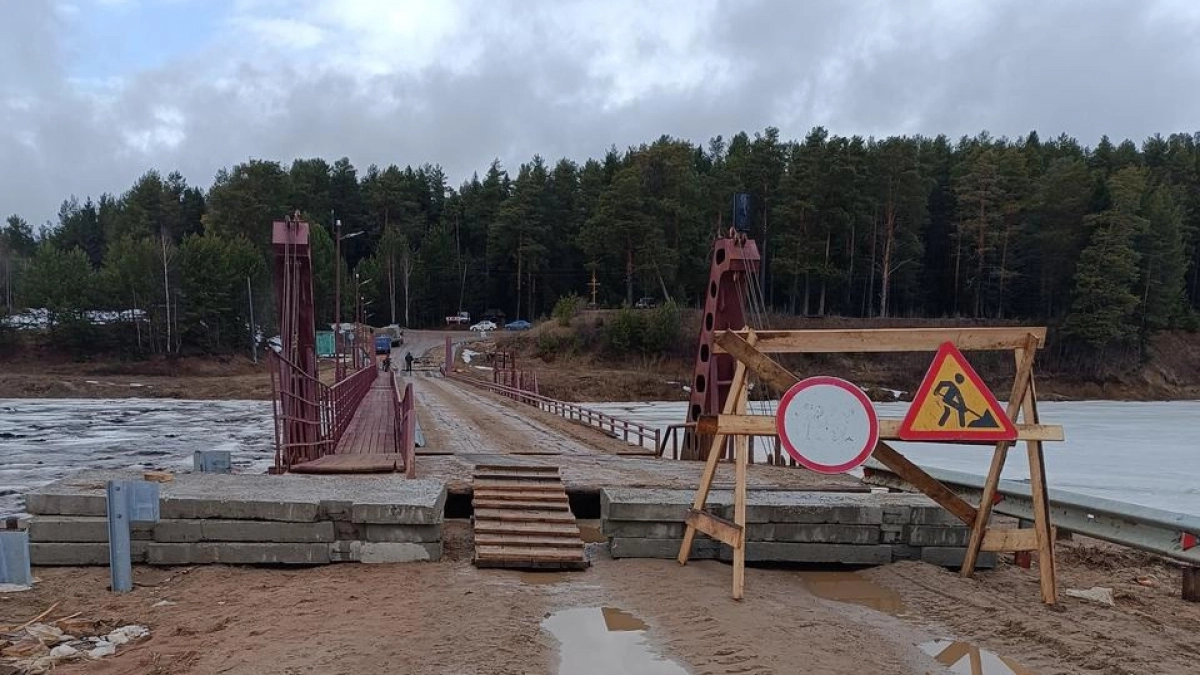 Поднимающиеся реки оставят ряд поселков Кировской области без мостов с 1 апреля