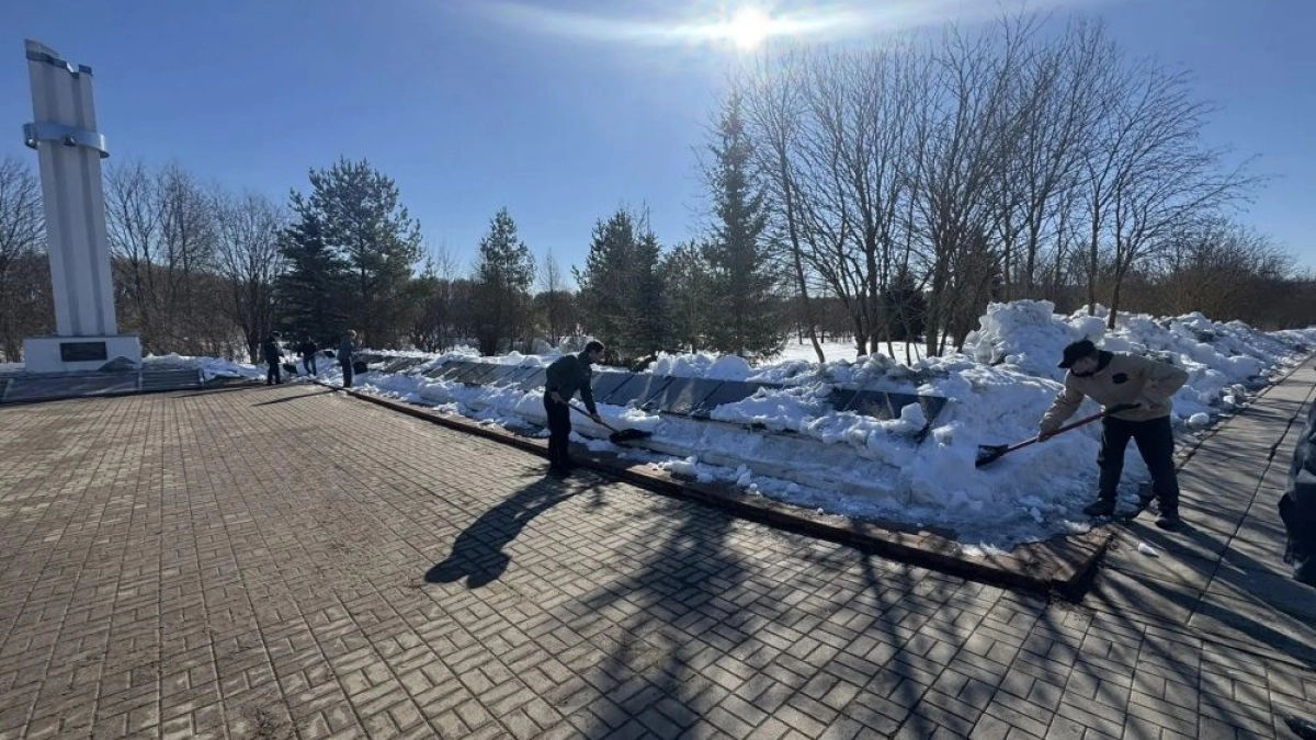 Весенние субботники стартовали по всей Кировской области