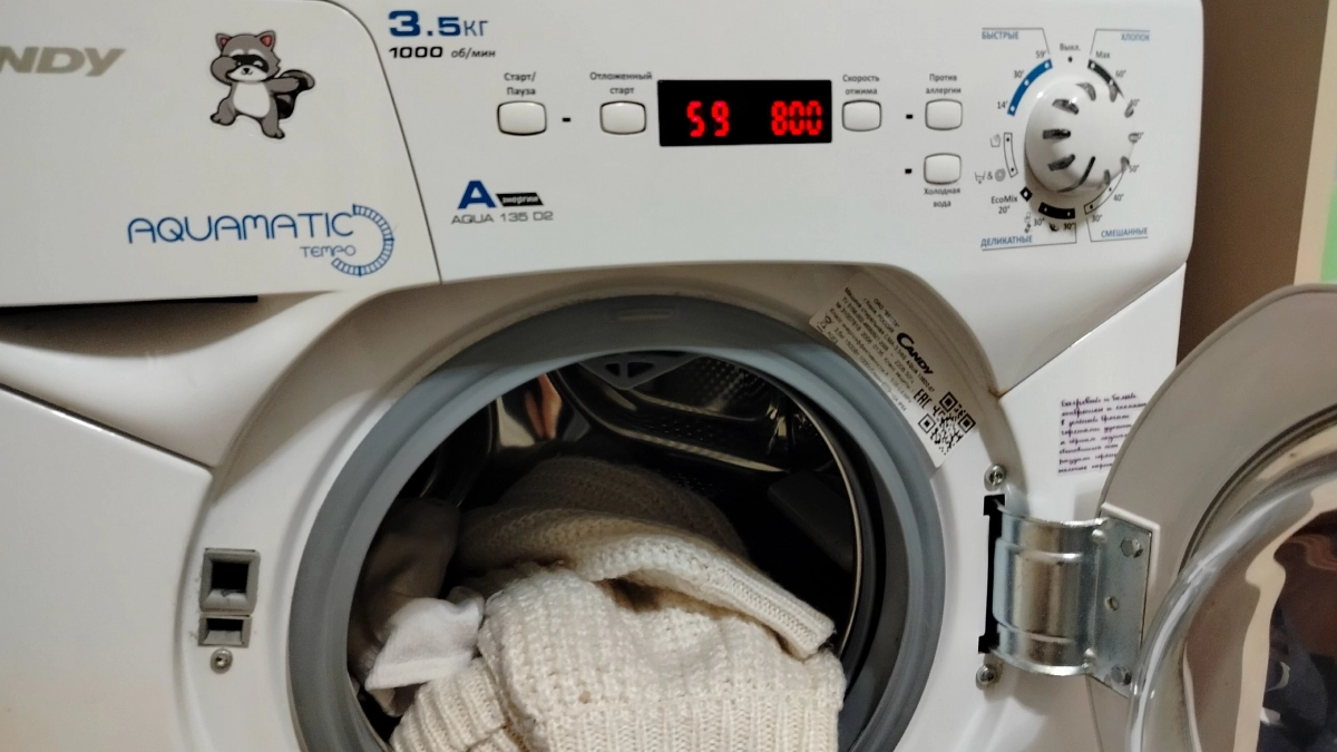 3 ложки в таз - и белые сияют чистотой: даже пожелтевшая "тряпка" слепит белизной - нужный лайфхак