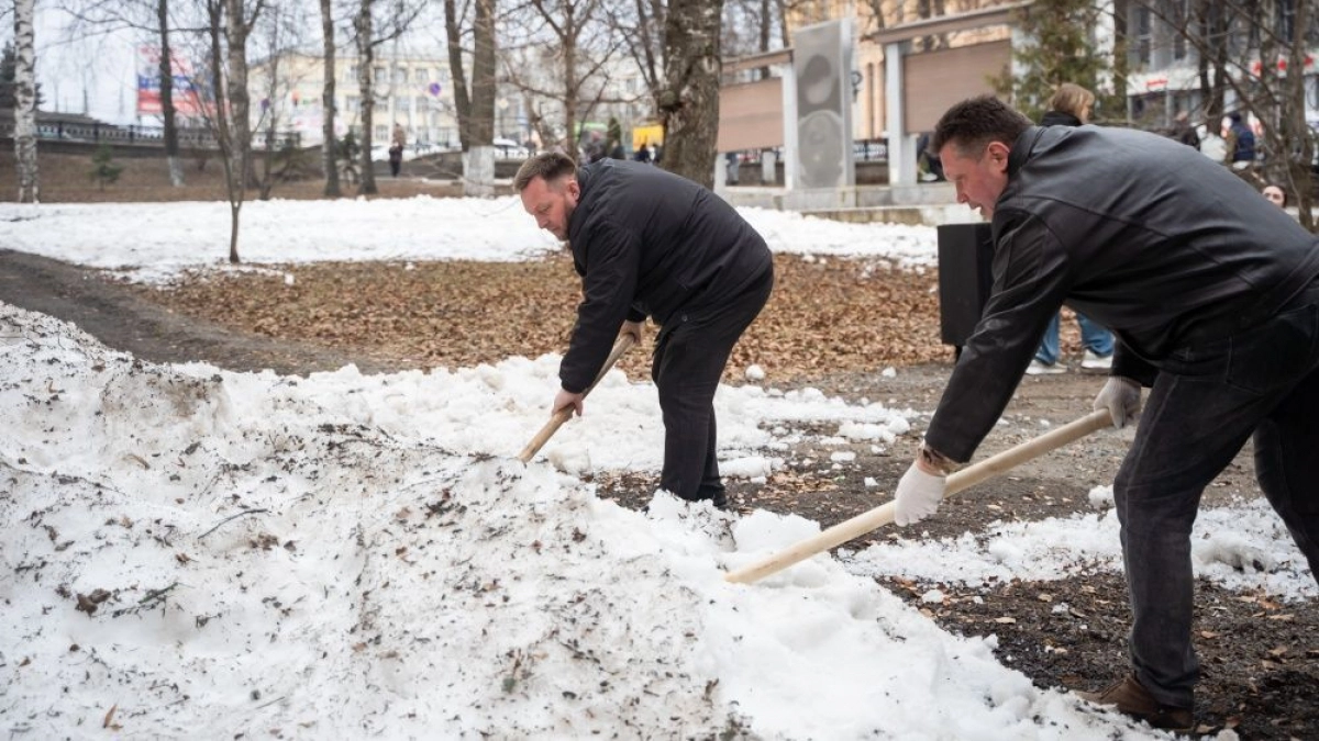 В Кирове 300 сотрудников администрации и городских учреждений оказались на улице
