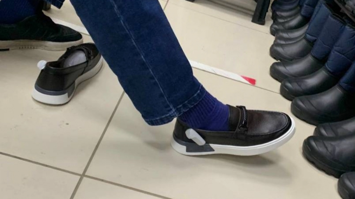 Еще в детстве бабушка научила меня класть мыло в обувь: делаю так до сих пор - полезно знать каждому