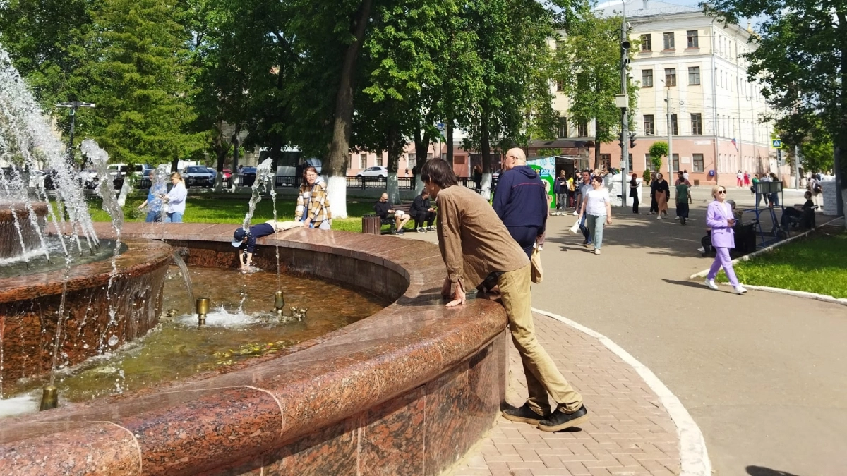 Майские праздники 2026 года разочаруют: отпуск станет короче - рабочие дни тоже сократят