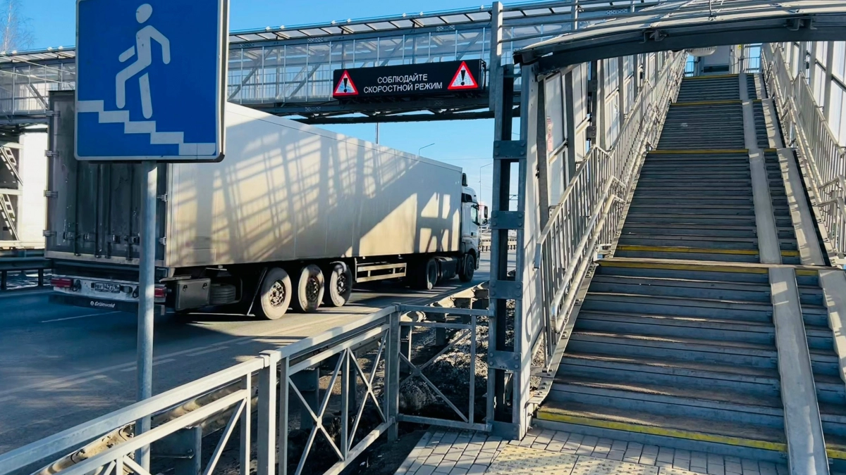 В Кировской области на месяц ограничили движение большегрузов