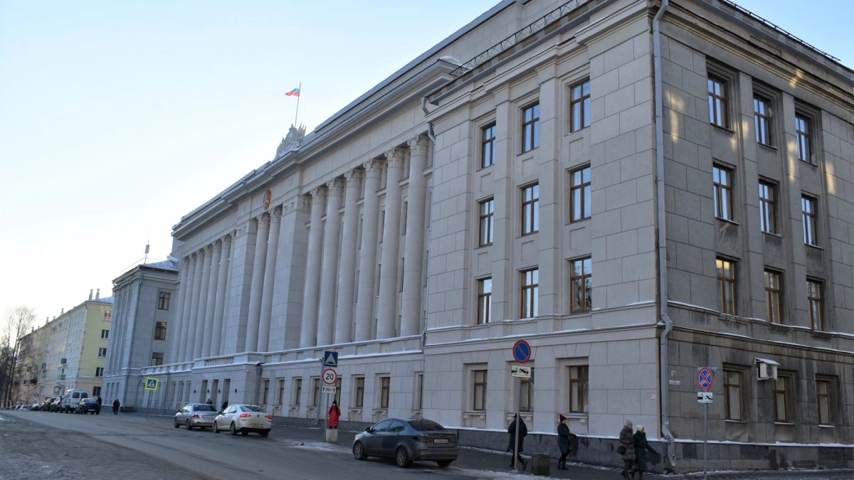 Правительство РФ списало Кировской области долги на 1,3 миллиарда рублей